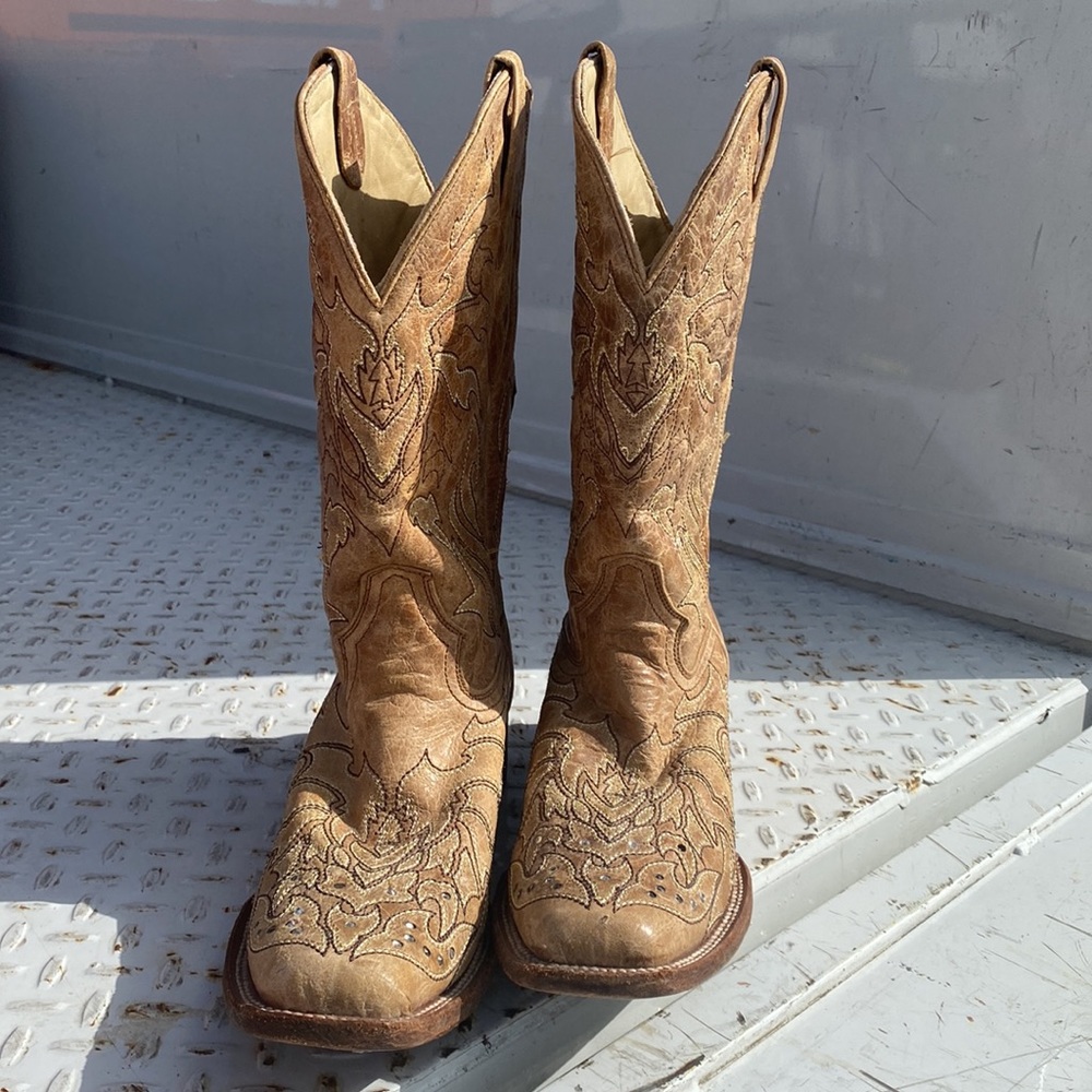 Ladies western boots
